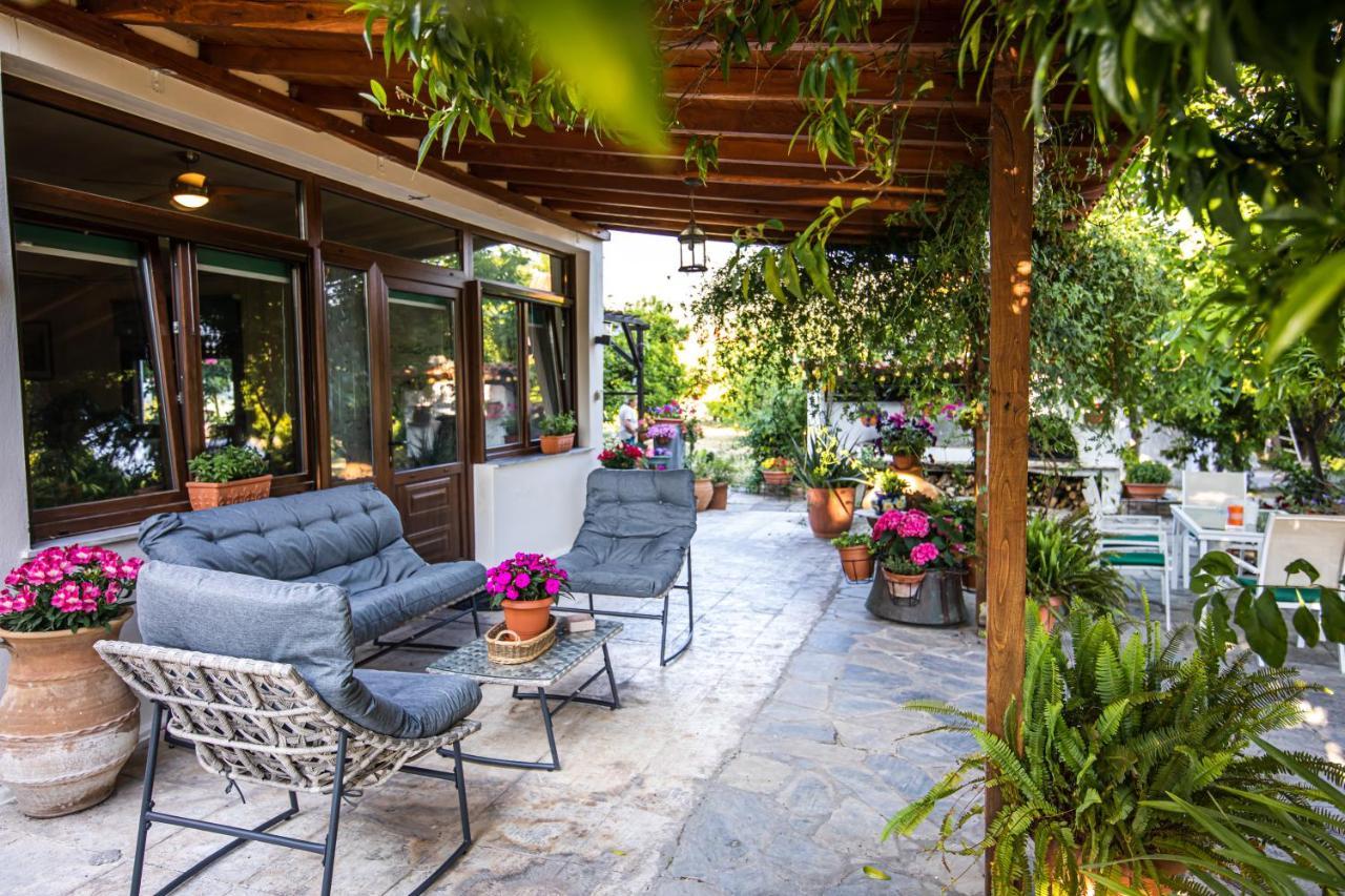 The Village House Волос Экстерьер фото